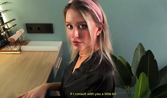 Моя мачеха дала добро чтобы я ее трахнул как первую любовь...